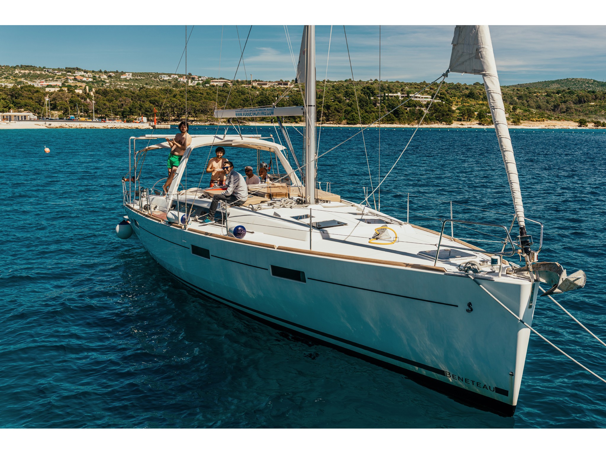 Oceanis 45 (4 cab) „DIANA“ als Charteryacht