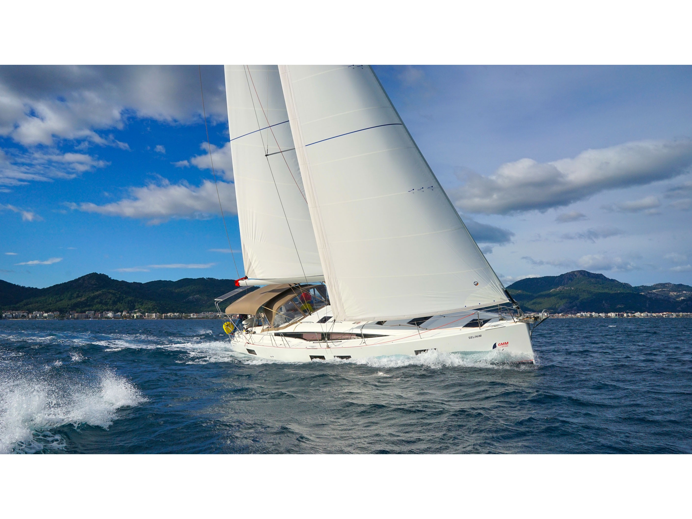 Jeanneau 51  Top image