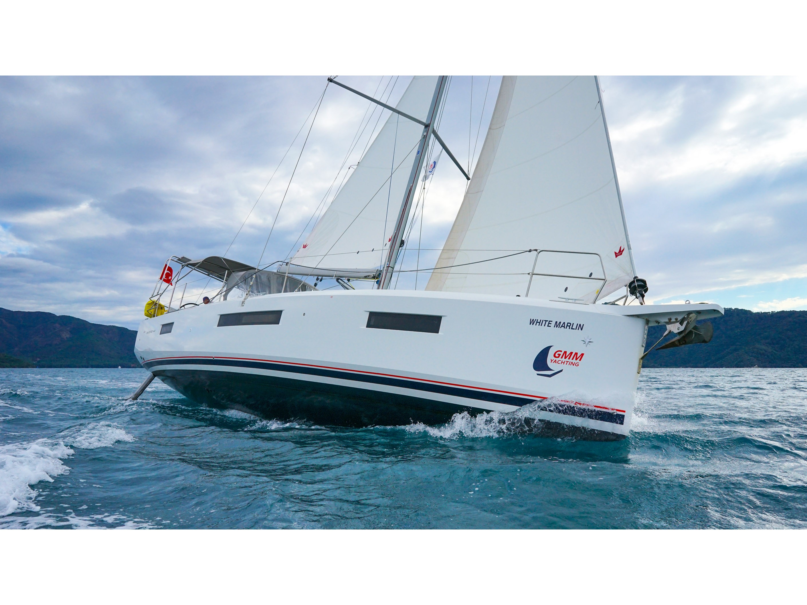 Sun Odyssey 440  Top image