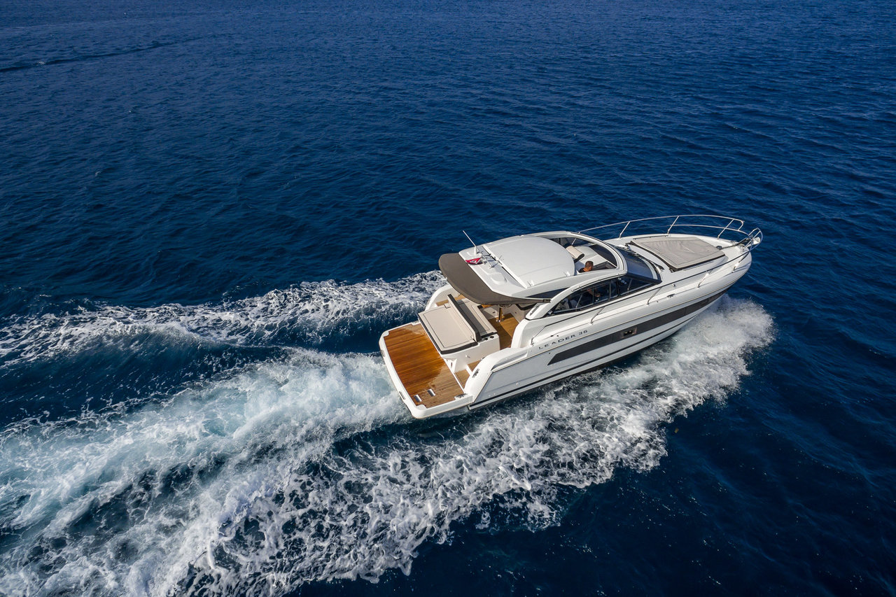 Leader 36 Chromia, Foto 4