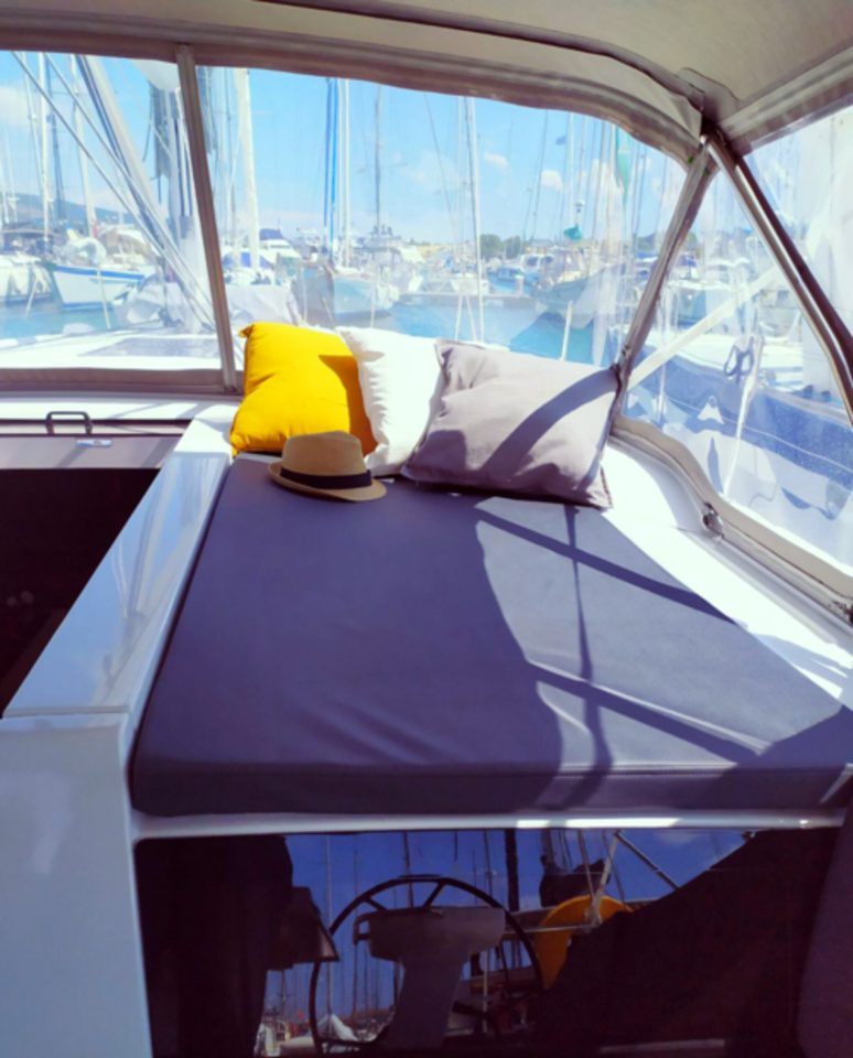 Oceanis 51.1 Infinity, Foto 5