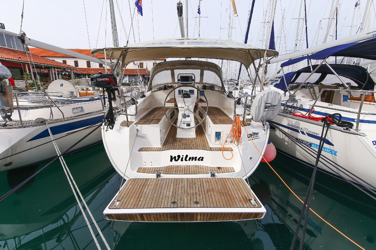 Bavaria Cruiser 36  Top image