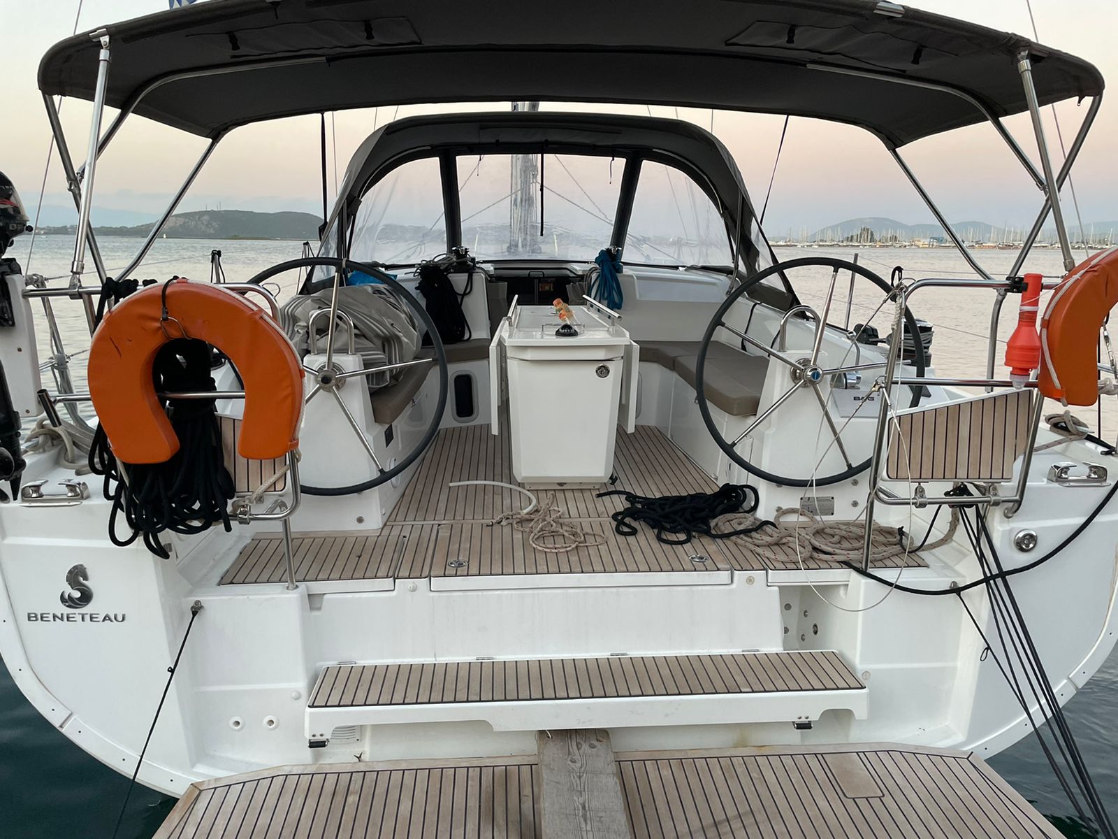Oceanis 40.1 Top image