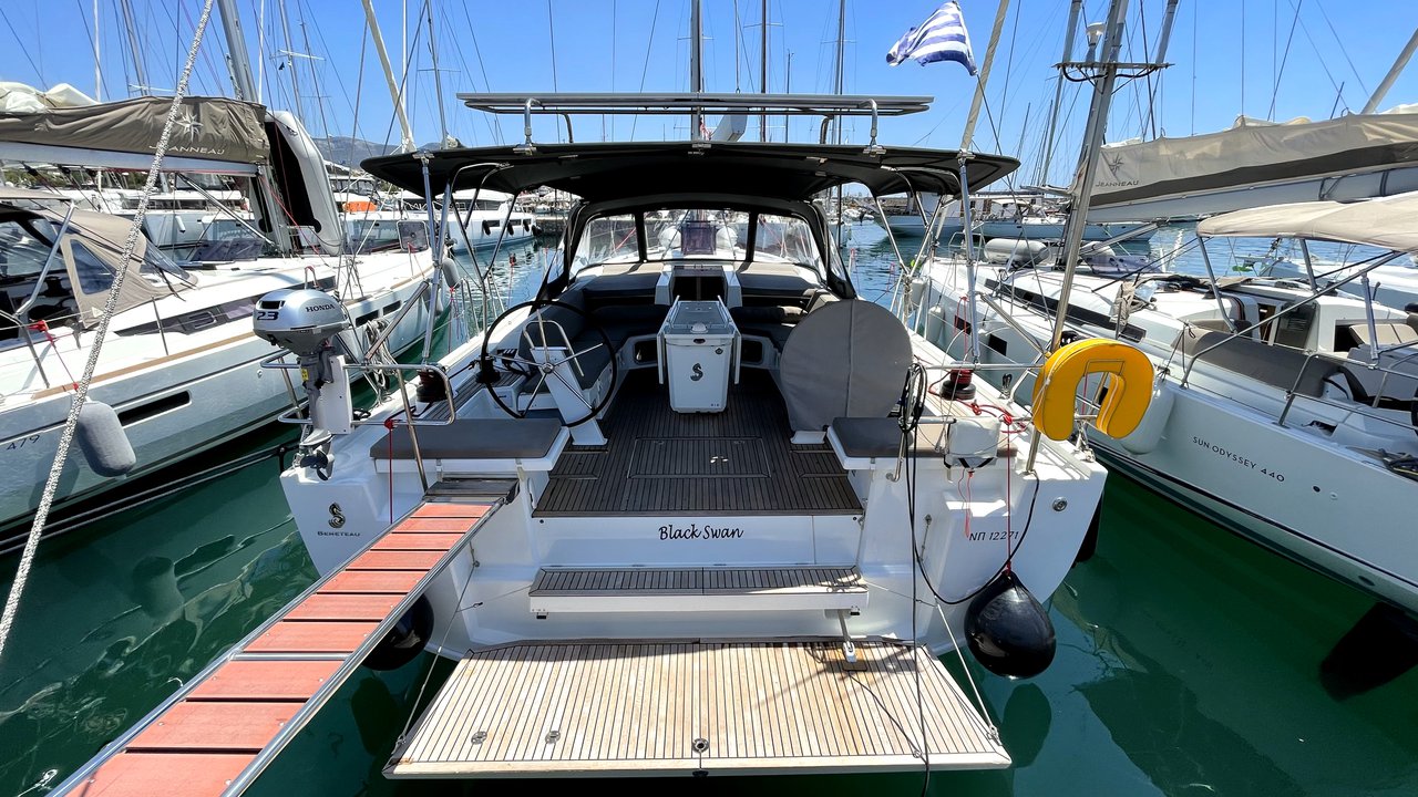 Oceanis 51.1 Black Swan, Foto 4