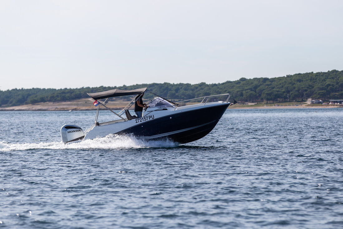 Cap Camarat 6.5 WA „Cap Camarat 6.5 WA“ als Charteryacht