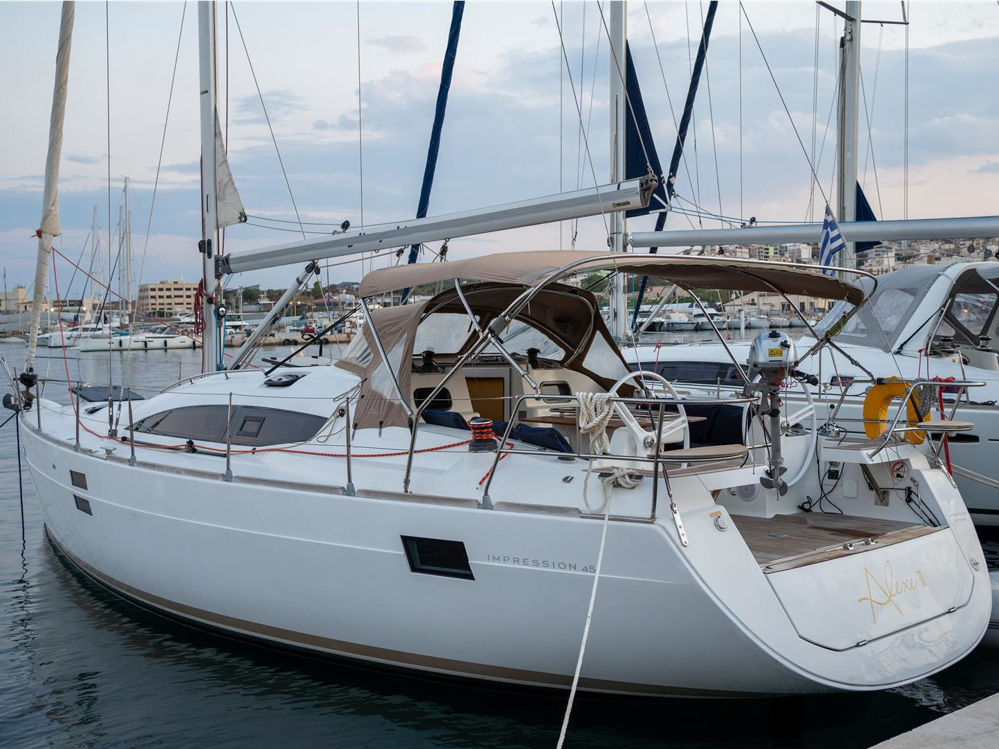 Elan 45 Impression „ALEXE (Bow Thruster -Teak cockpit)“ als Charteryacht