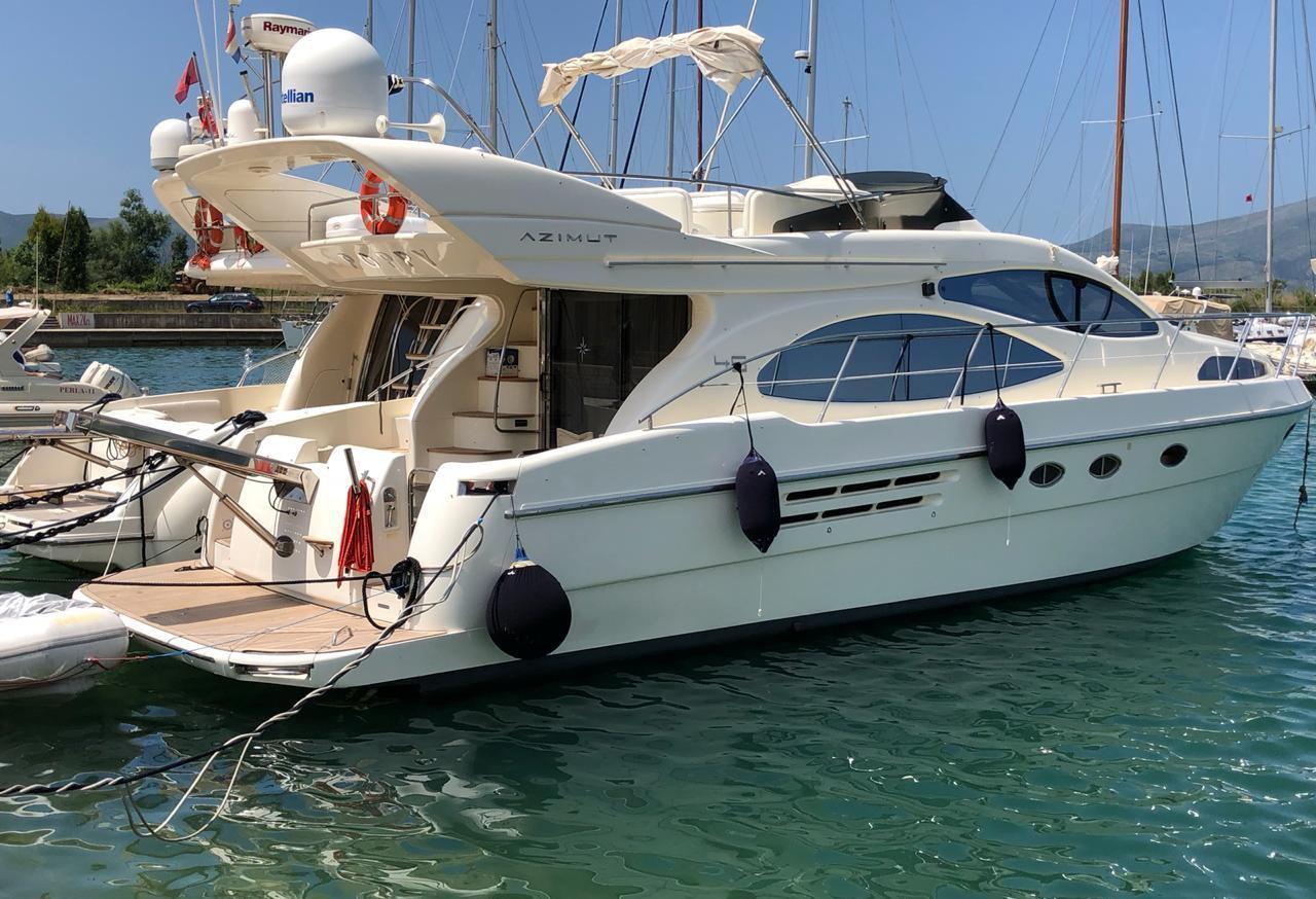 Azimut 46  Top image