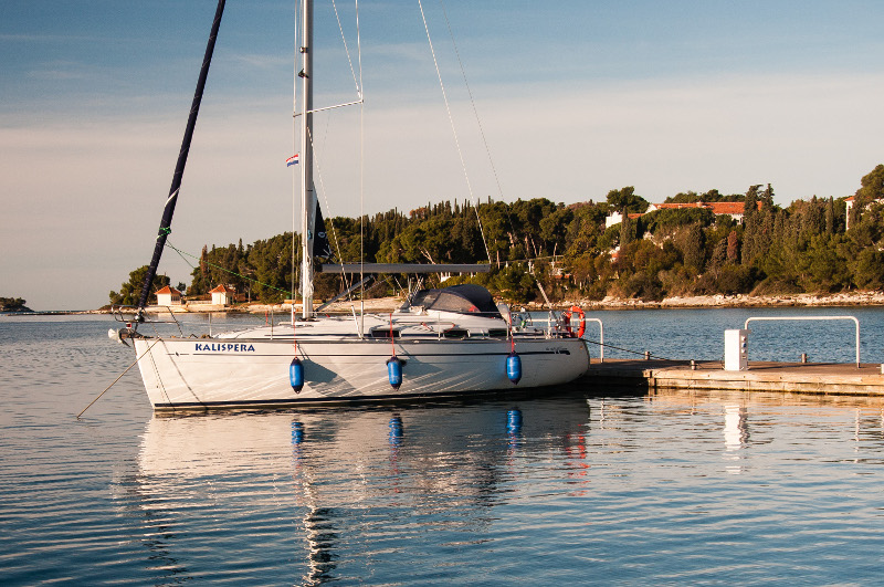 Bavaria 37 Cruiser  Top image