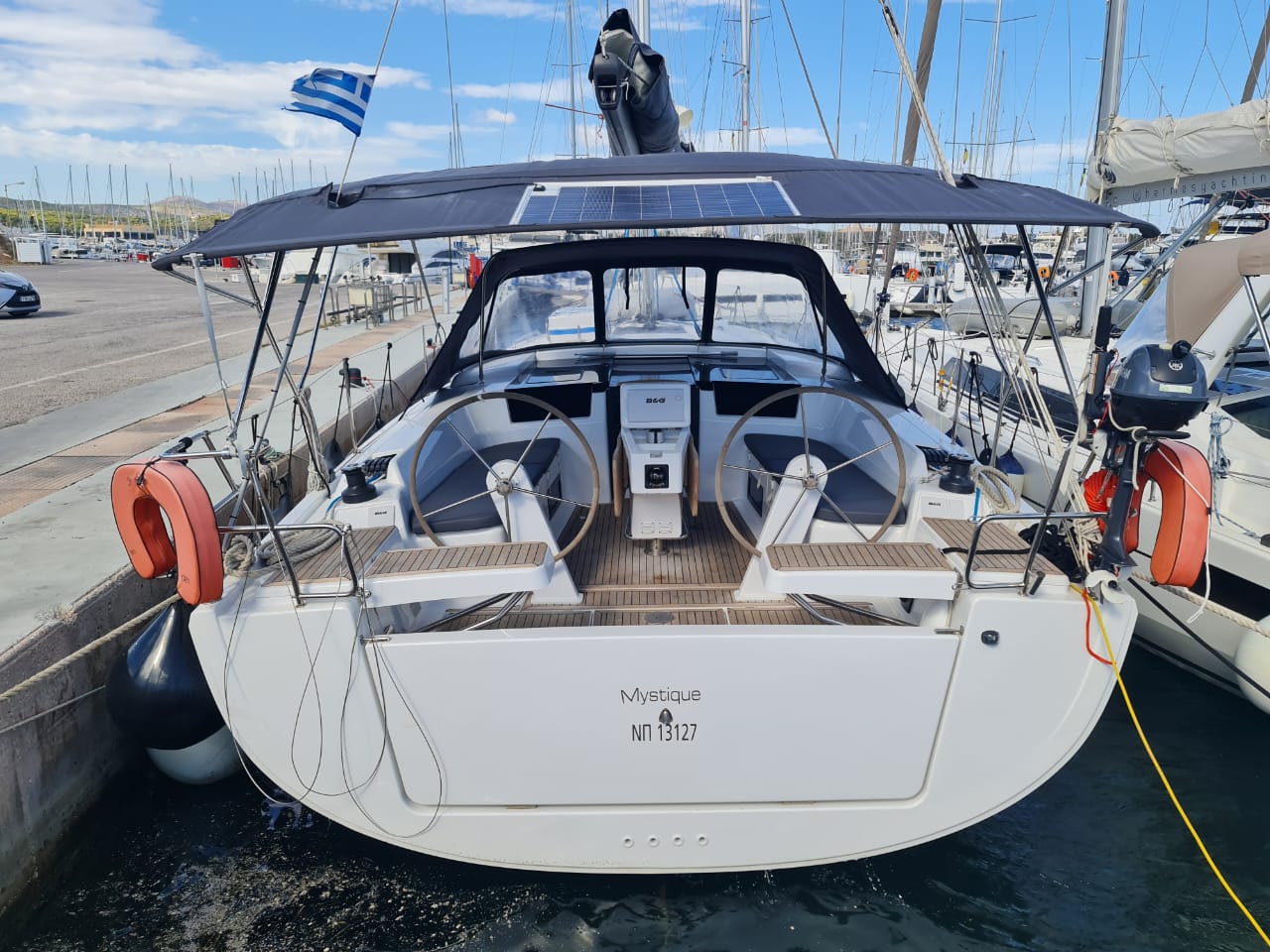 Hanse 418 Top image