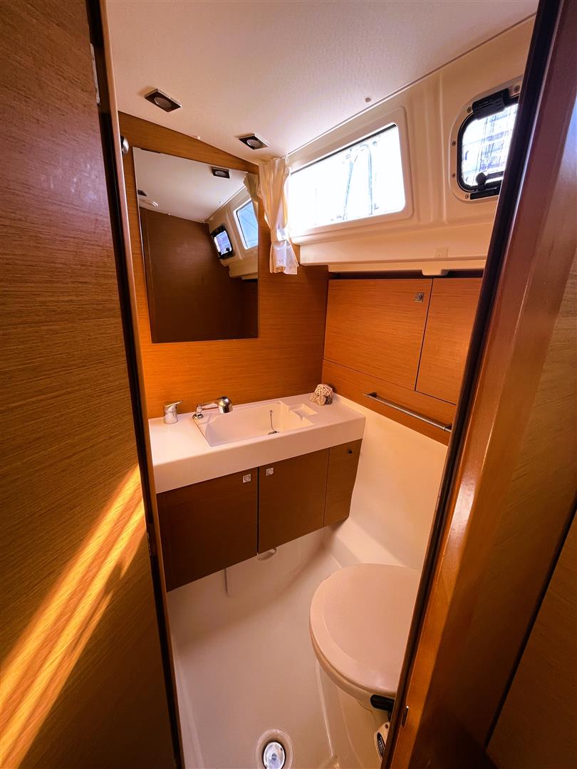 Sun Odyssey 469 Scooby Doo (New sails 2023 - Solar panel-Bow Thruster), Foto 5