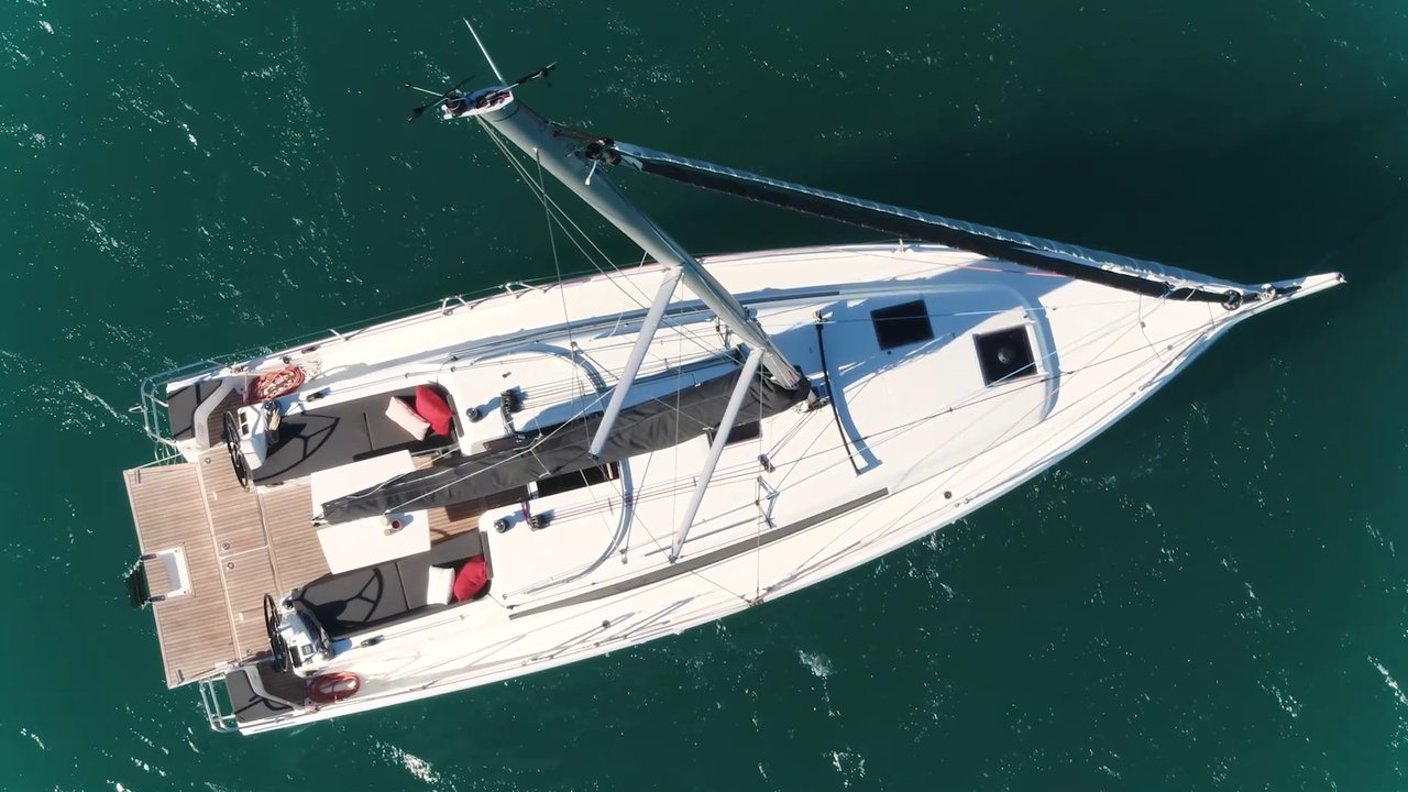 Sun Odyssey 380 „Simply The Best“ als Charteryacht