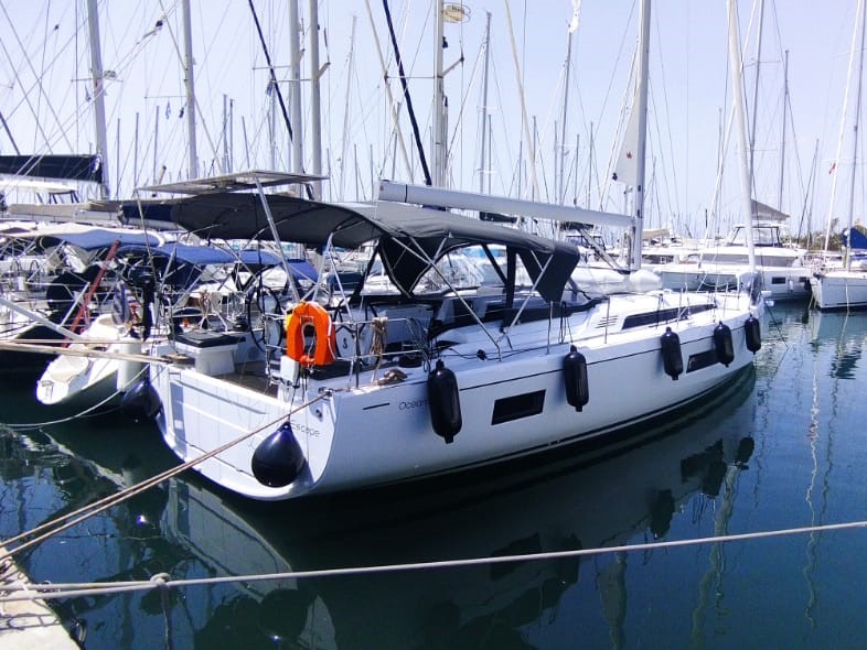 Oceanis 51.1  Top image