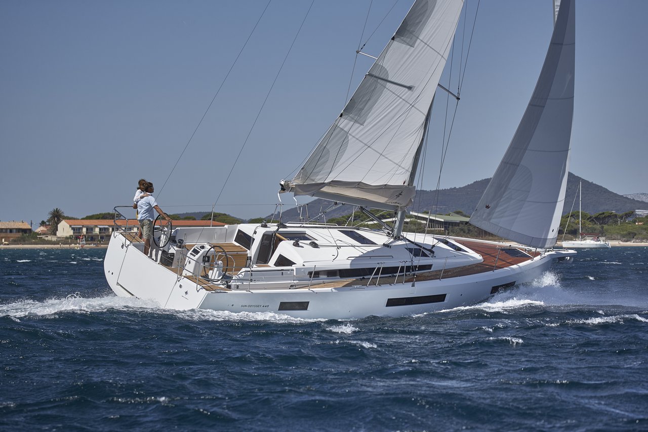 Sun Odyssey 440 (4 cab) „Sea Friends“ als Charteryacht