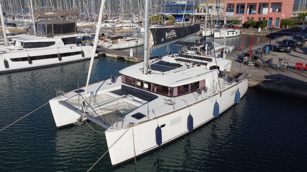 Lagoon 450 F  Top image