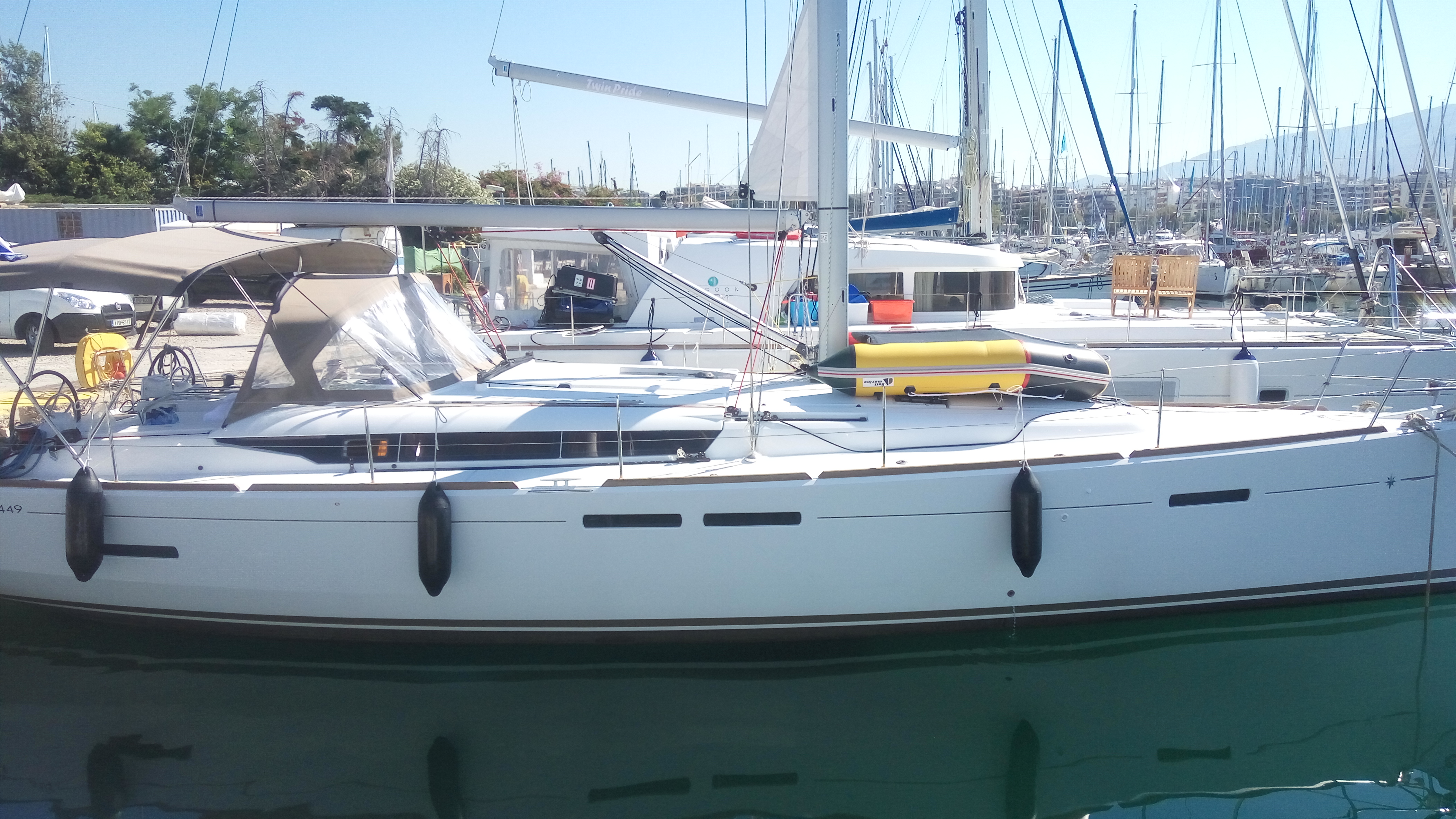 Sun Odyssey 449 Top image