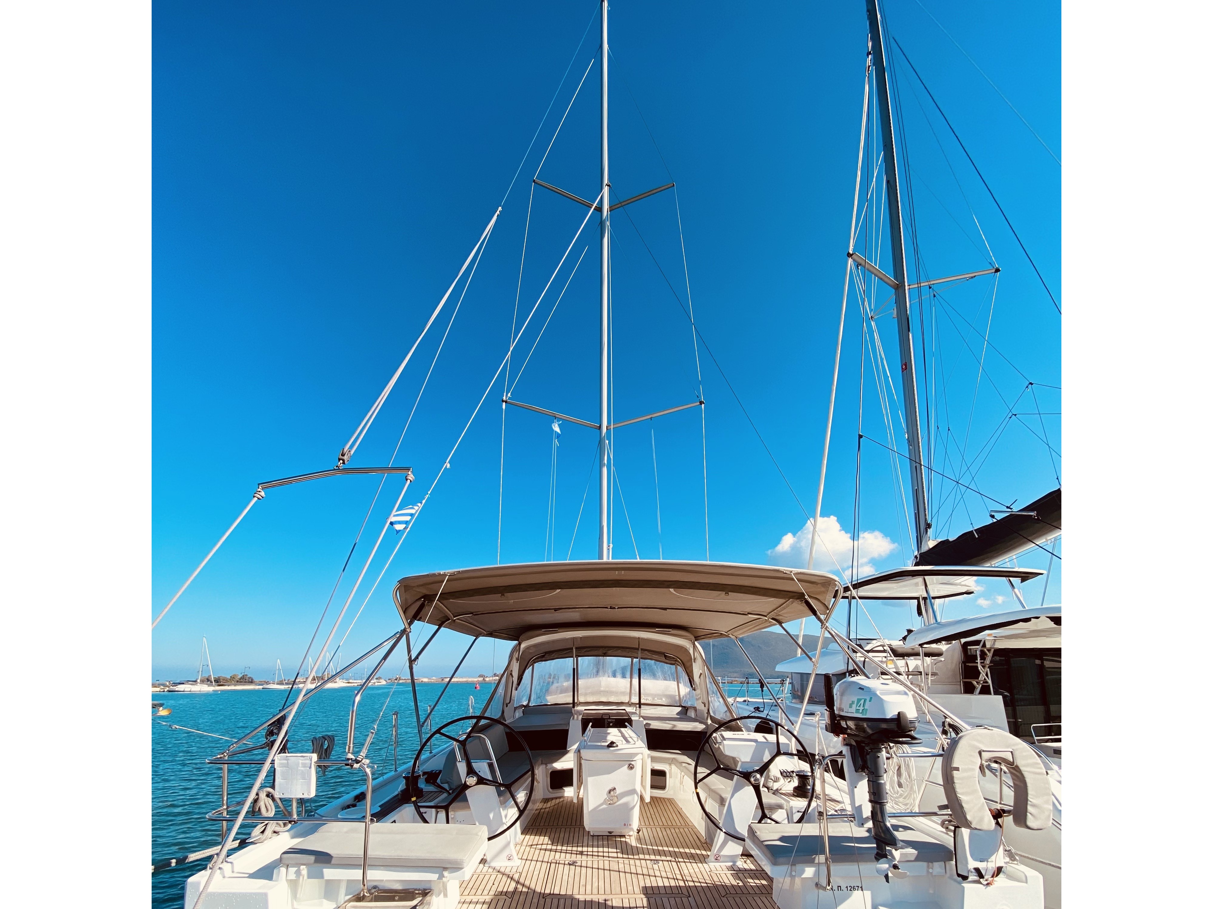 Oceanis 51.1  Top image