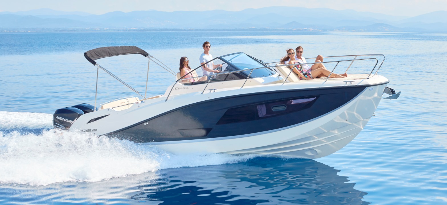 Quicksilver Activ 875 Sundeck „Summer Dream“ als Charteryacht