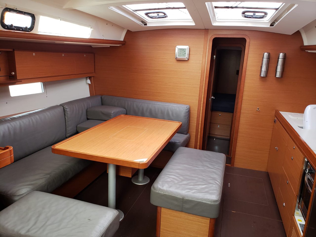 Dufour 460 Grand Large Catch The Wind, Foto 5