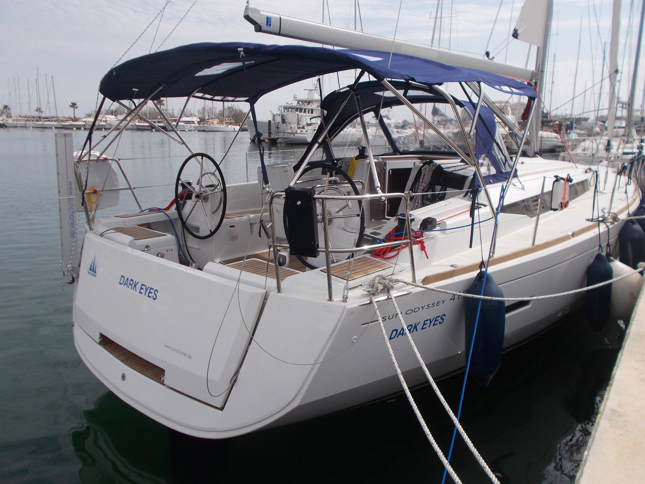Sun Odyssey 419  Top image