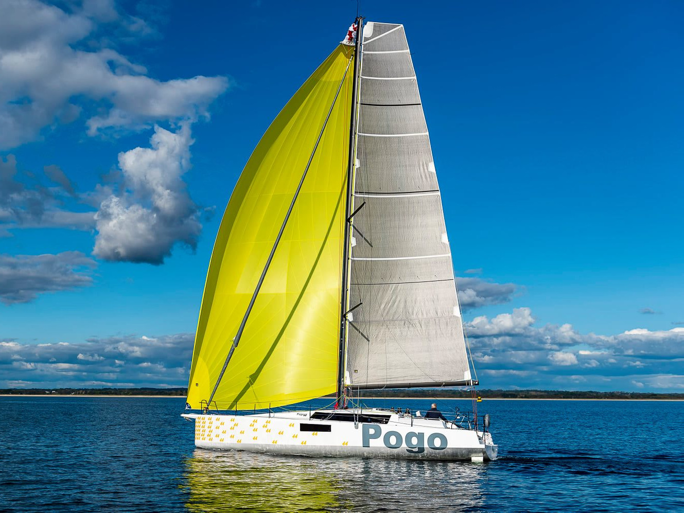 Pogo 44 „Hecladapi“ als Charteryacht
