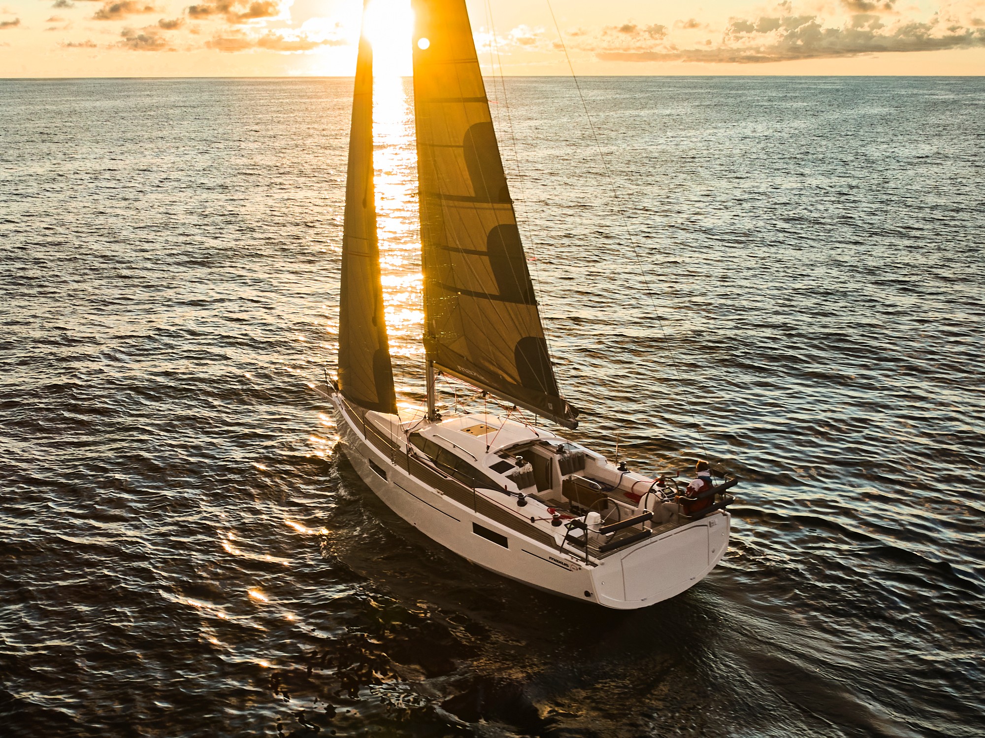 Maxus 35 „Angelmiles 1“ als Charteryacht