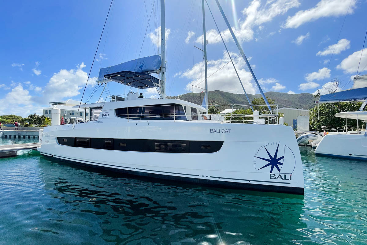 Bali 4.8 (6cab/6wc) „Bali Cat“ als Charteryacht