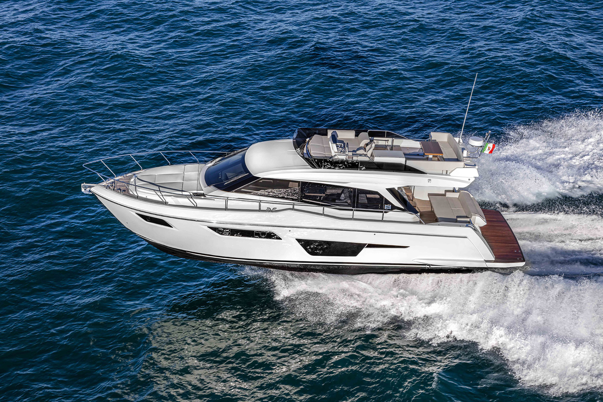 Ferretti Yachts 500, Foto 5