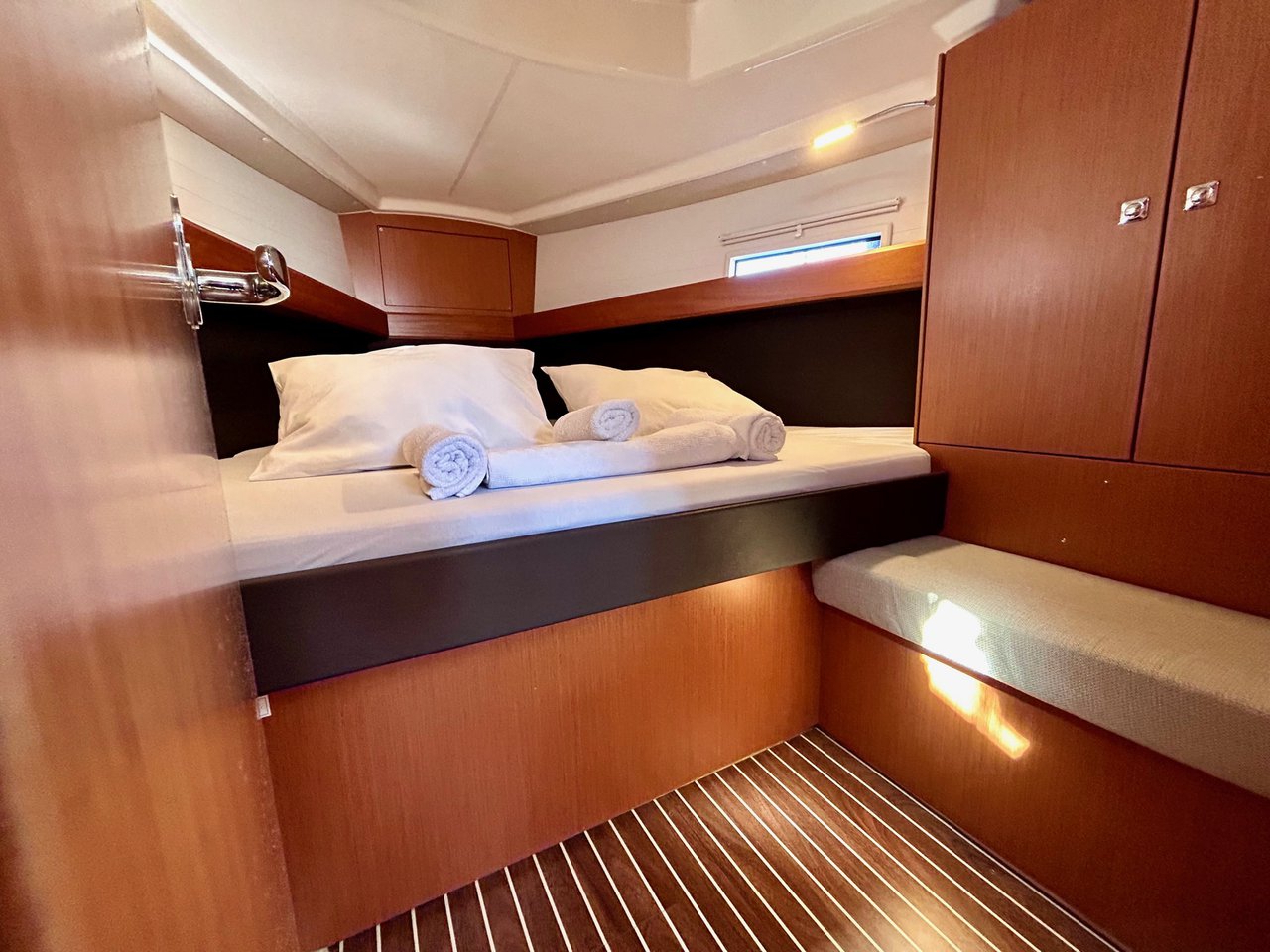 Bavaria Cruiser 37, Foto 3
