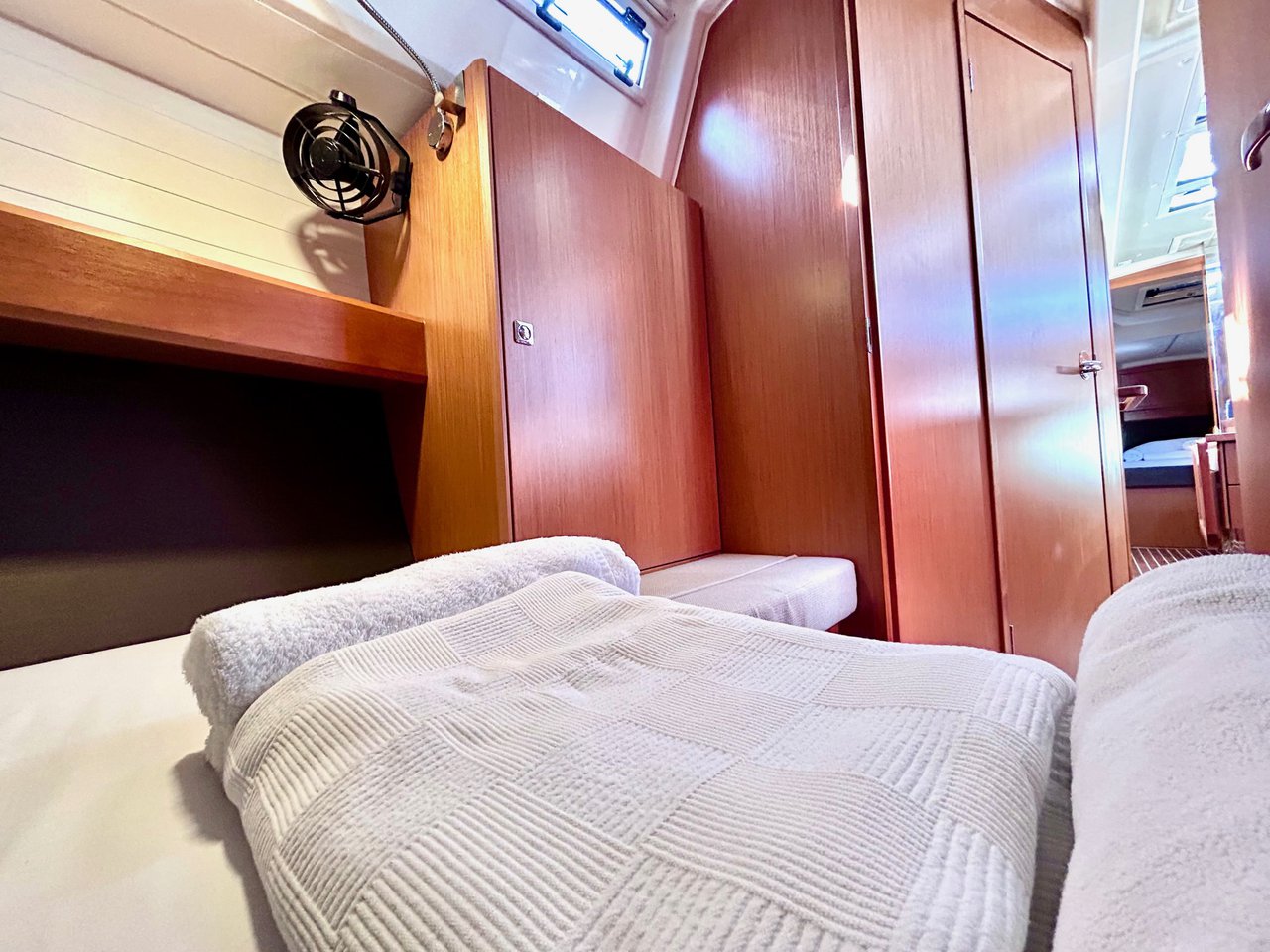 Bavaria Cruiser 37, Foto 5