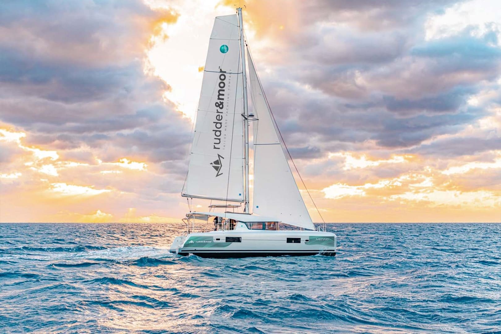 Lagoon 42  Top image