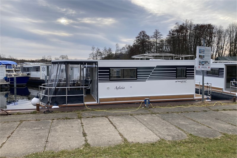 Flexmobil / Funmobil Aglaia- Flexmobil 8.0-30 PS mit SBF Binnen