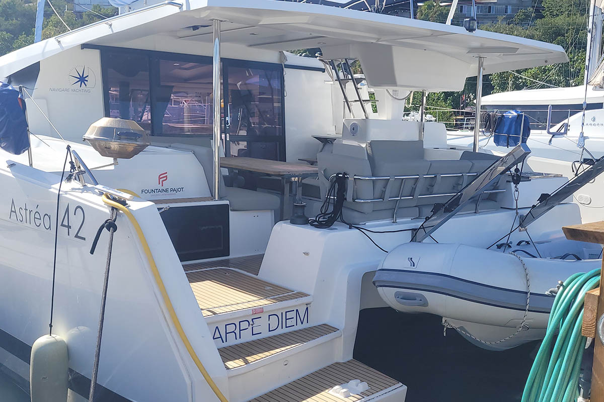 Astréa 42 (4+2cab) „Carpe Diem - BVI“ als Charteryacht