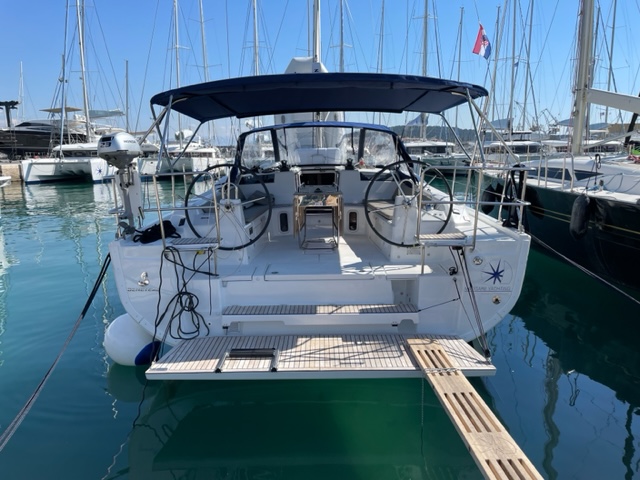 Oceanis 40.1 „Enjoy“ als Charteryacht
