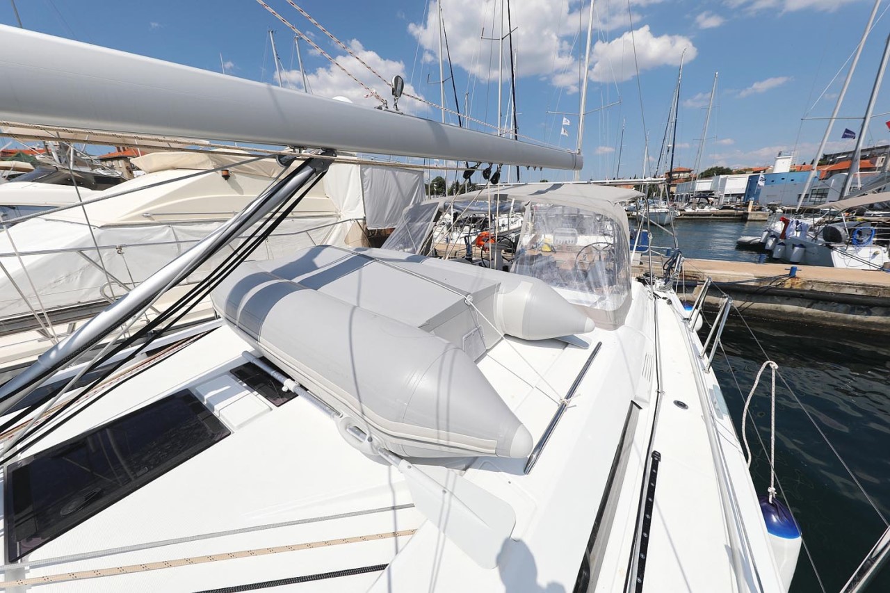 Oceanis 46.1 Black Jack, Foto 4