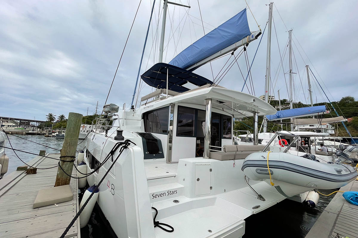 Bali 4.8 (5cab/5wc) „Seven Stars BVI“ als Charteryacht