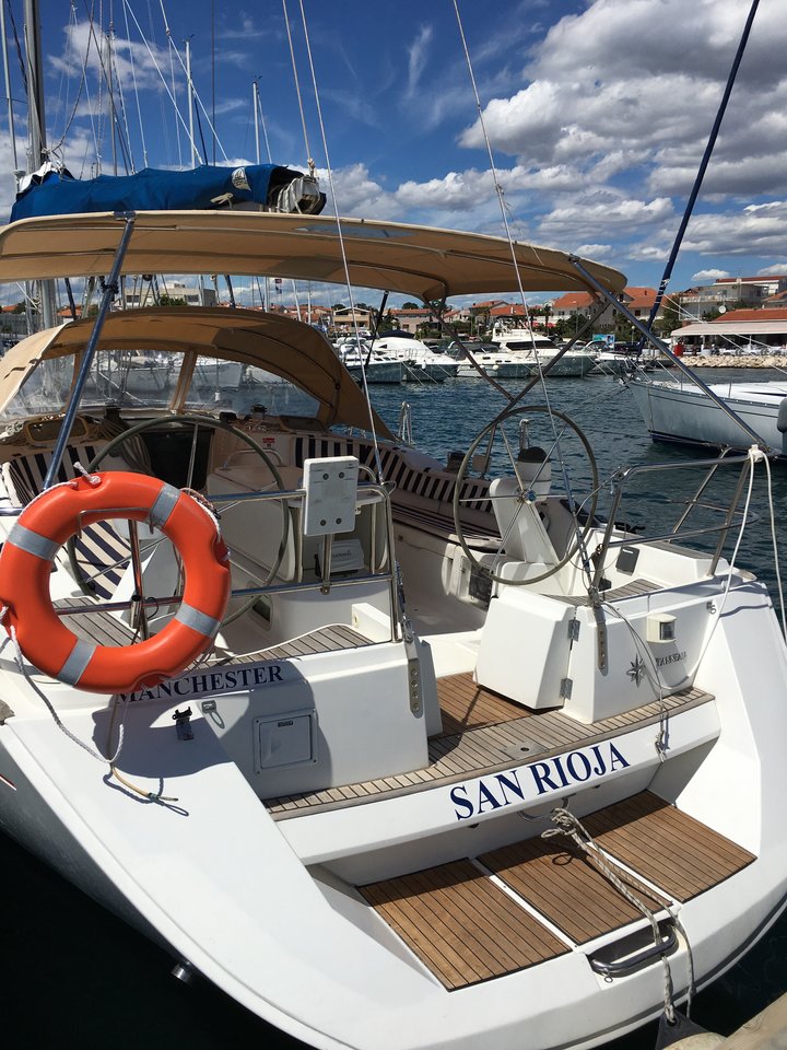 Sun Odyssey 49 San Rioja, Foto 3