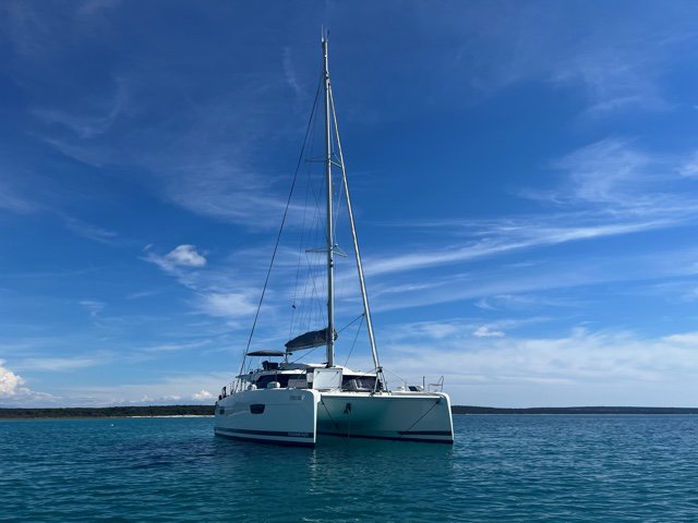 Fountaine Pajot Elba 45 - 4 + 2 cab. Top image