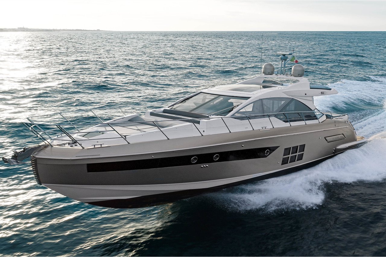 Azimut S6 „Leda“ als Charteryacht