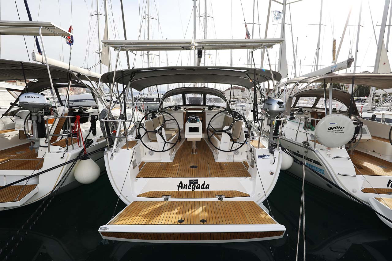 Bavaria Cruiser 41 S Top image