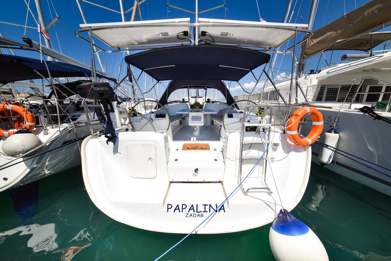 Cyclades 50.5  Top image