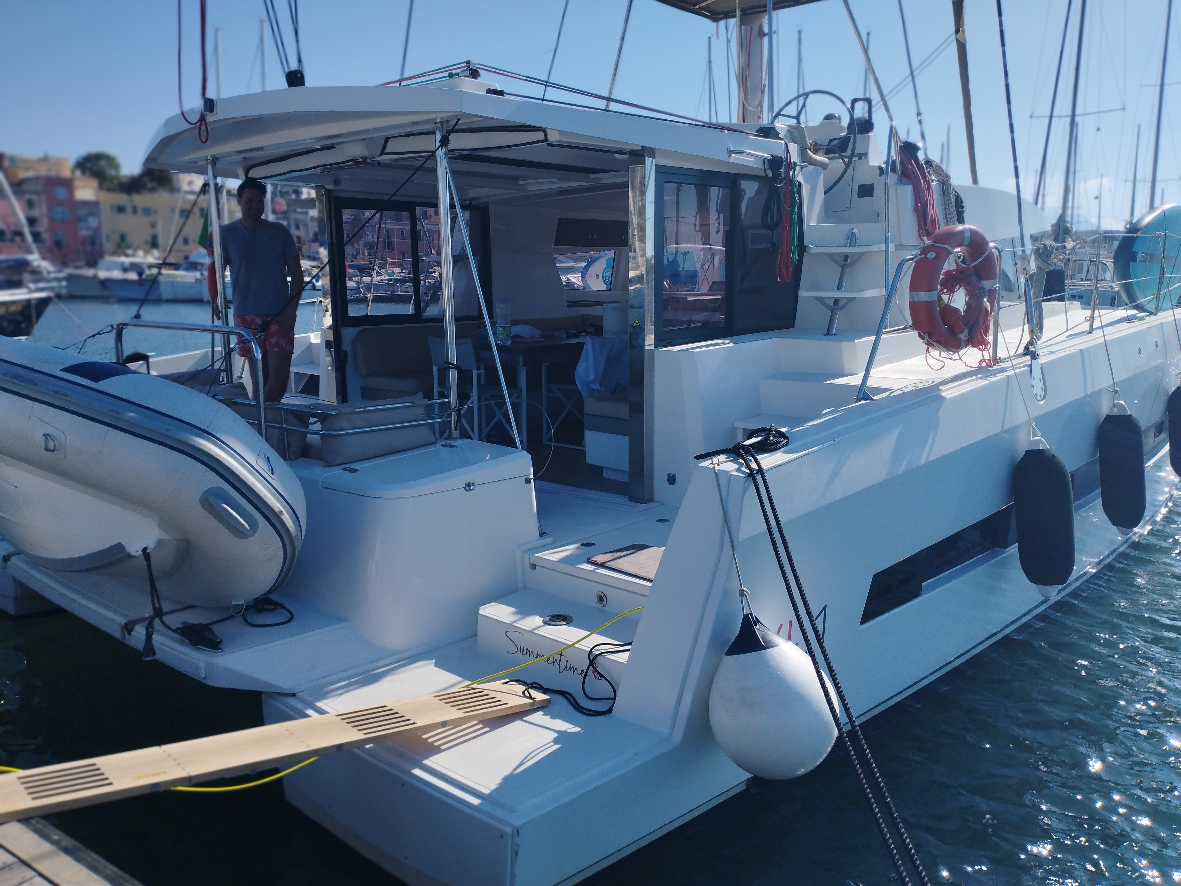 Bali 4.1 (4+1cab/4wc) „Summertime (WM, Inverter)“ als Charteryacht