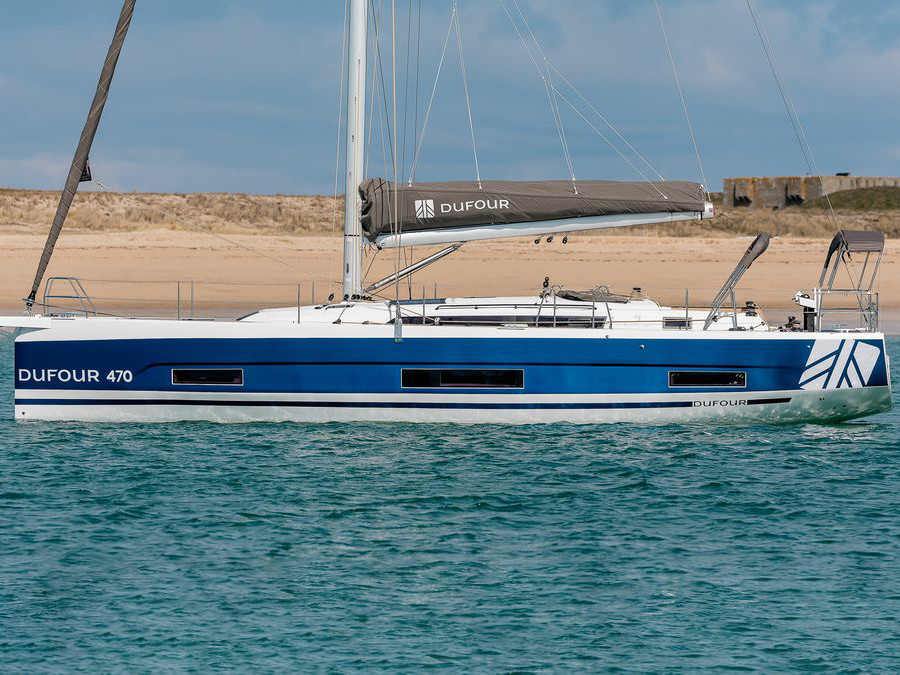Dufour 470  Top image