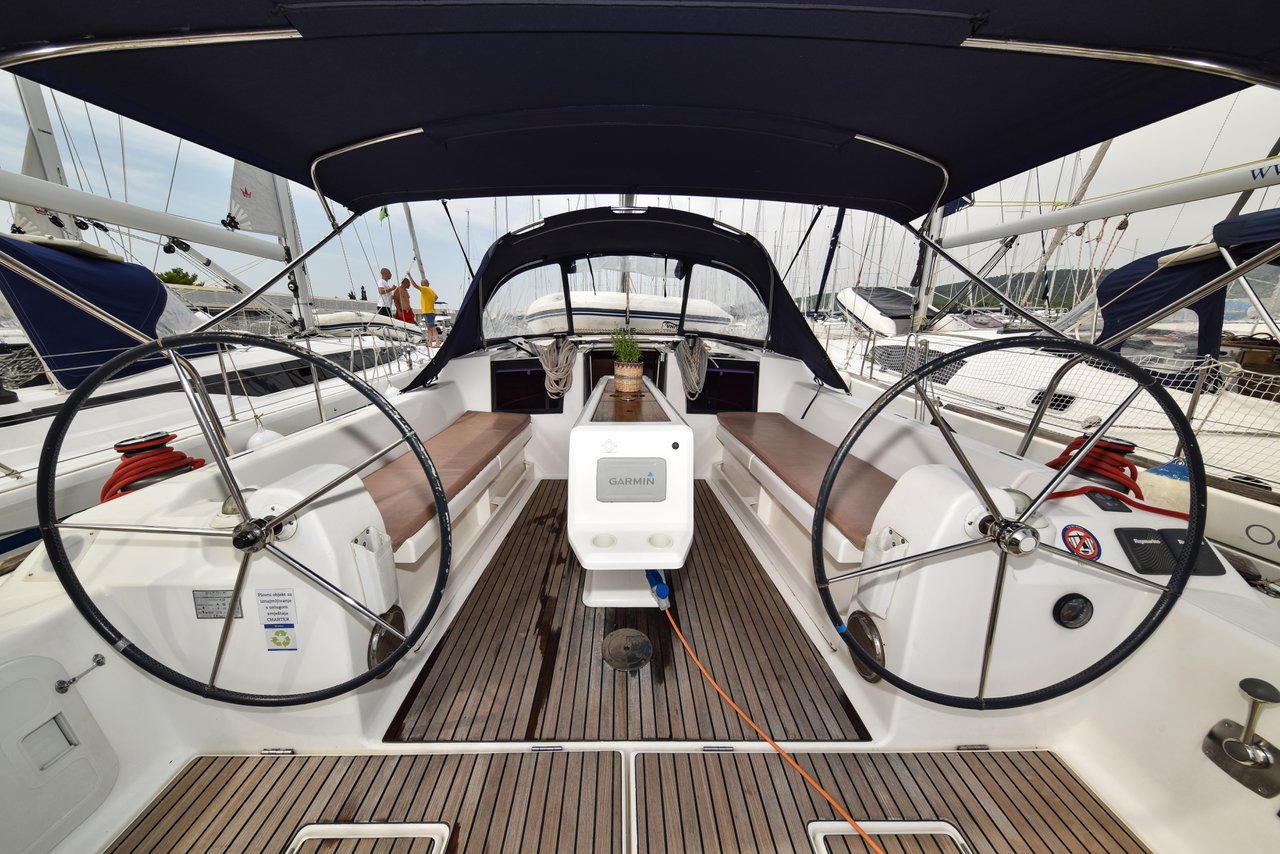 Dufour 410 Grand Large Stella, Foto 4