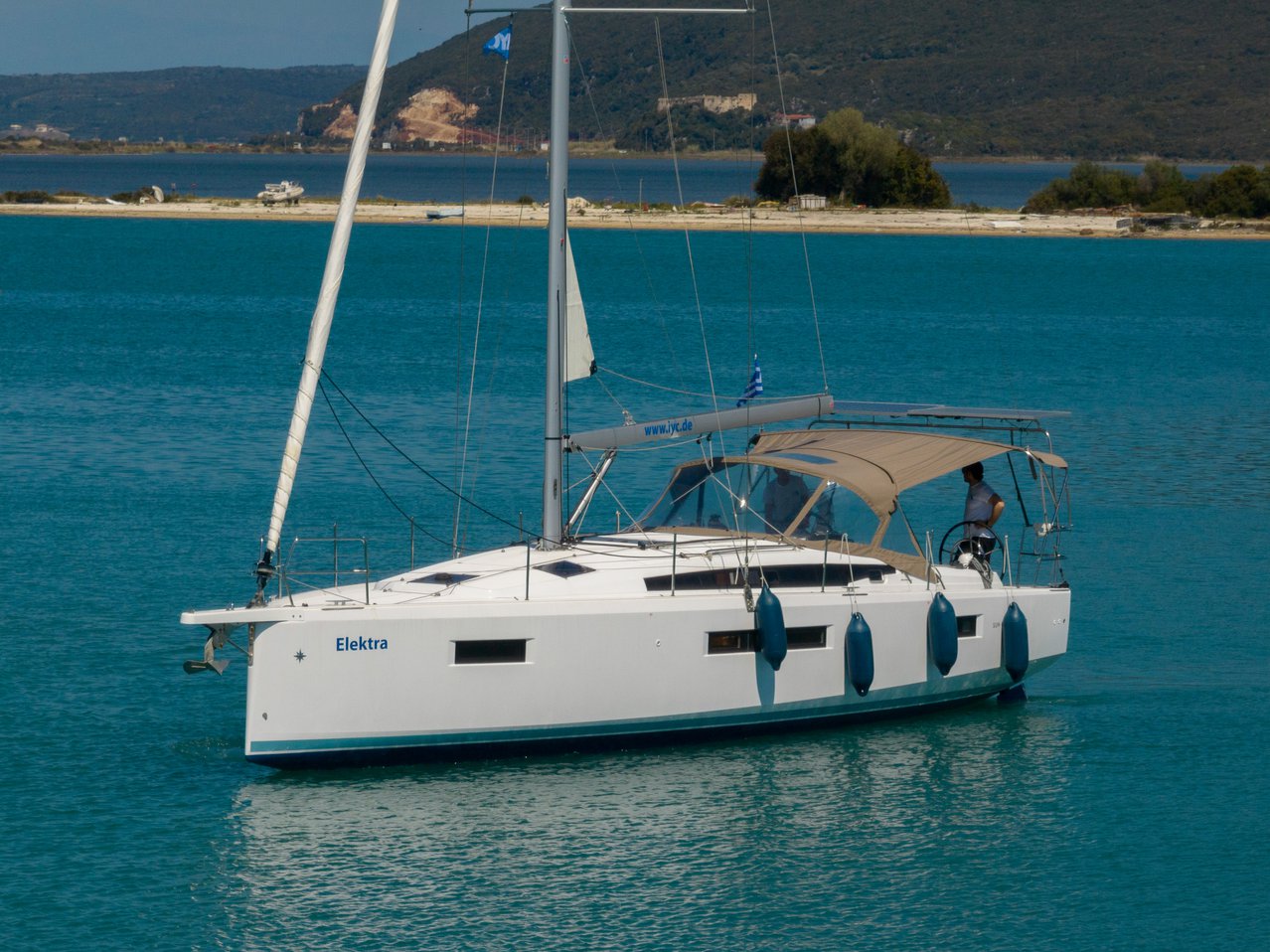Sun Odyssey 410 (3cab) „Elektra“ als Charteryacht