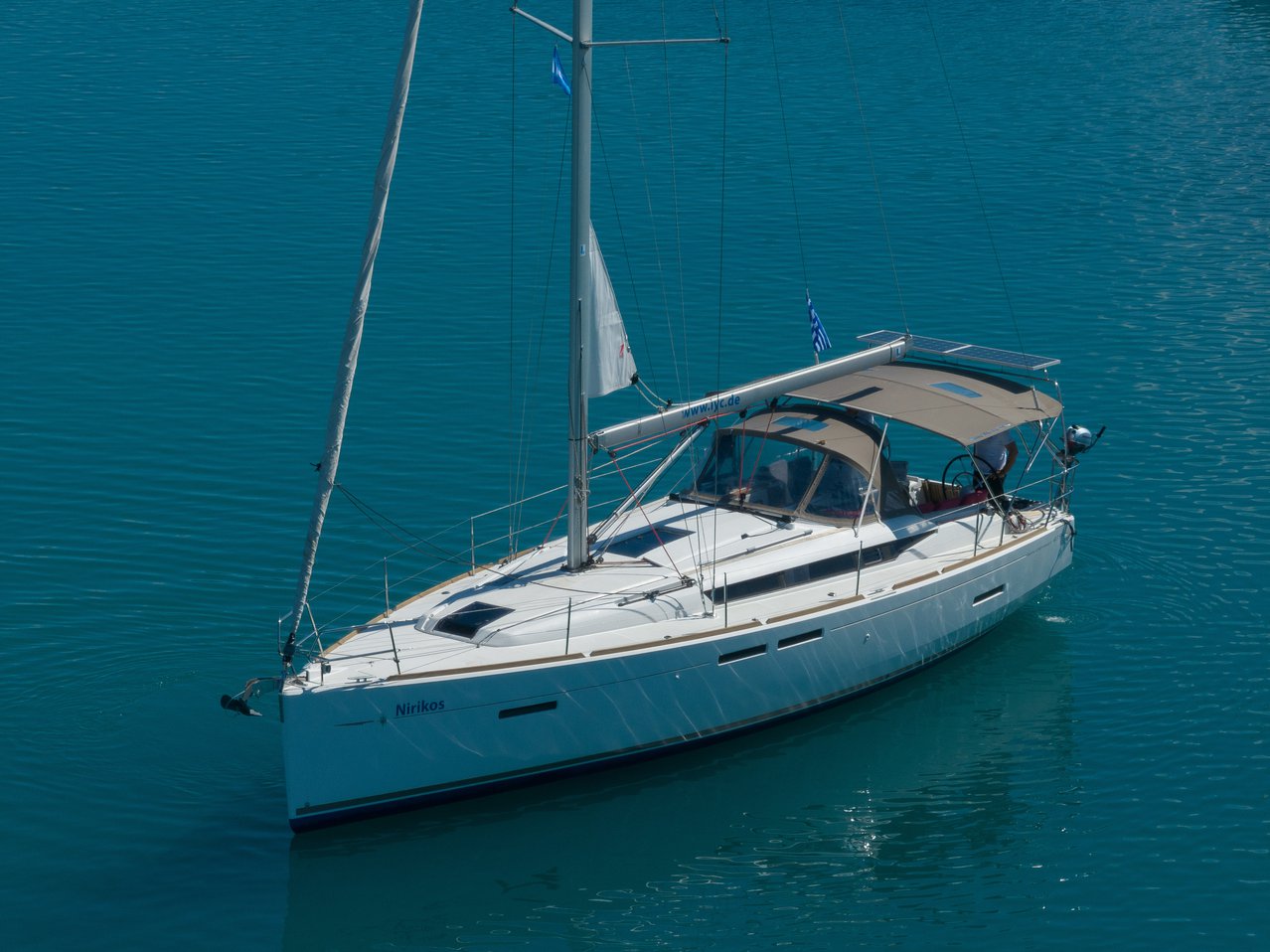 Sun Odyssey 419  Top image