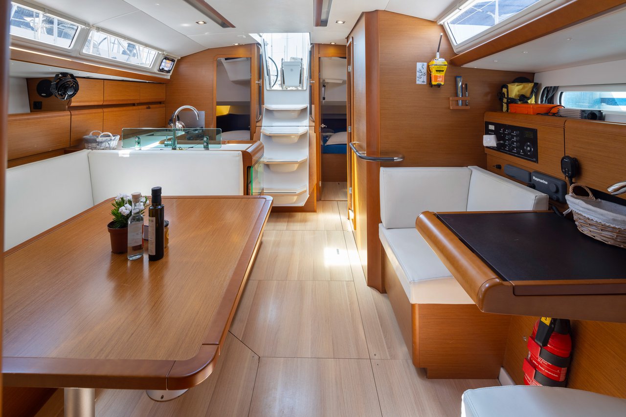 Sun Odyssey 419 Nirikos, Foto 5