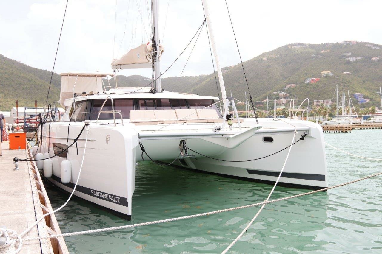 Astréa 42 (4+1cab) „Idle Time“ als Charteryacht