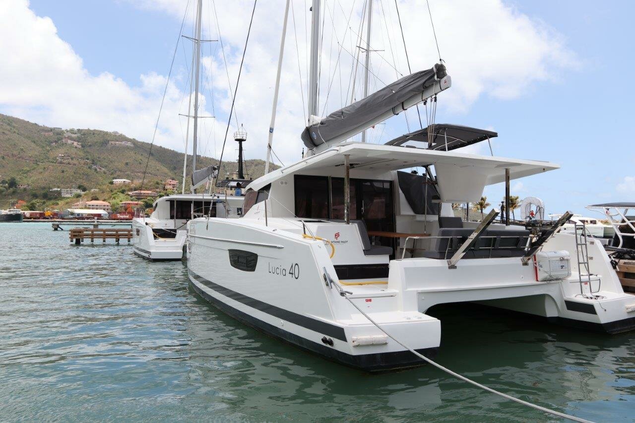 Lucia 40  Top image