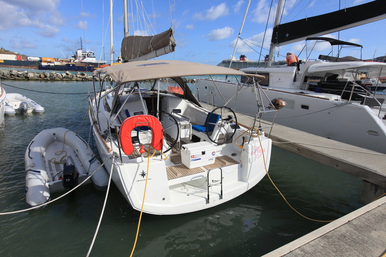 Sun Odyssey 349  Top image