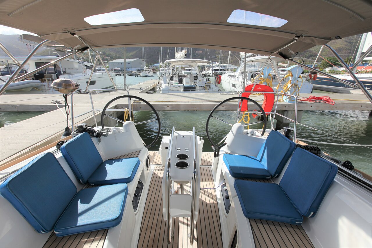 Sun Odyssey 349 Naya, Foto 5